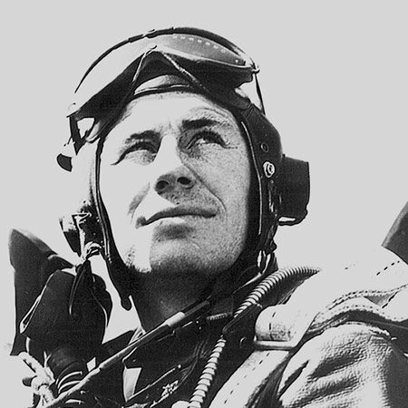 chuck-yeager-portrait